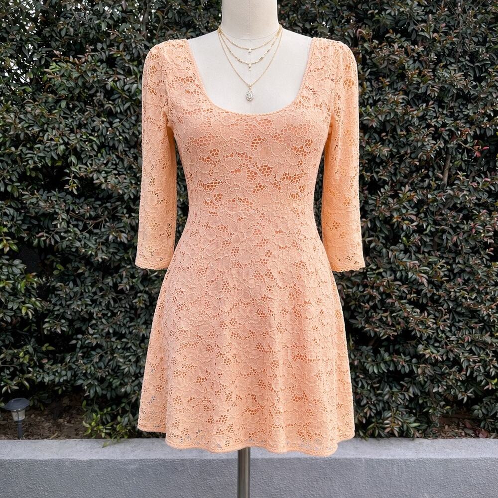 Free People Peach Lace Mini Dress Fit & Flare Boho Floral Scoop Neck Medium